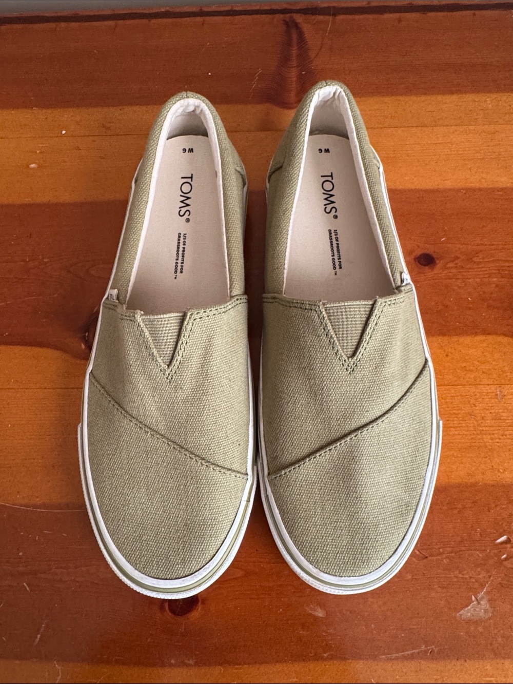 Women’s Toms Olive Green Canvas Slip-On Flats